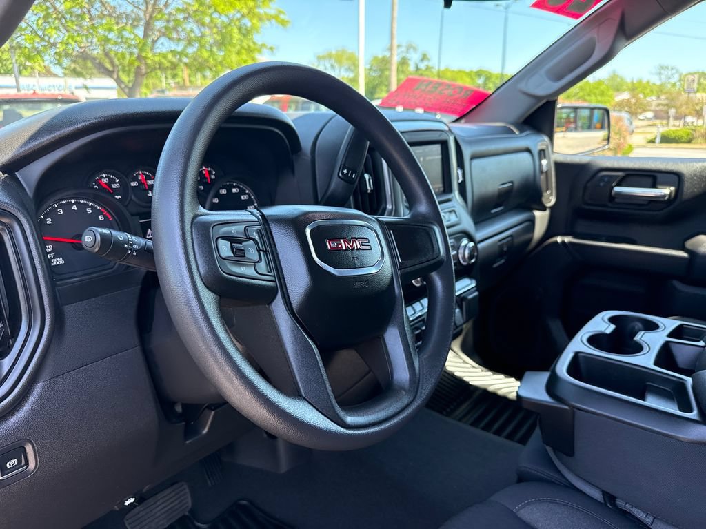 Used 2025 GMC Sierra 1500 Pro w/ Pro Value Package AWD/4WD image 14