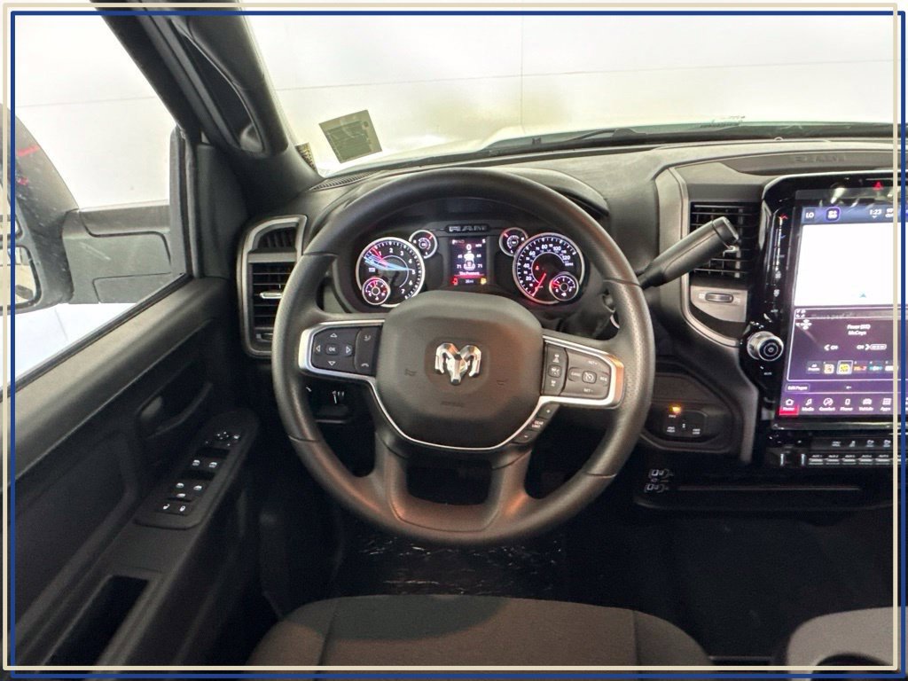New 2026 RAM 2500 Tradesman AWD/4WD image 32