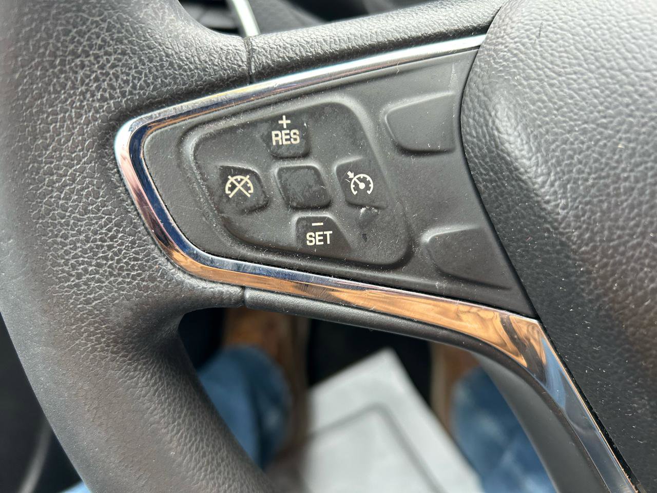 Used 2018 Chevrolet Cruze LT image 18