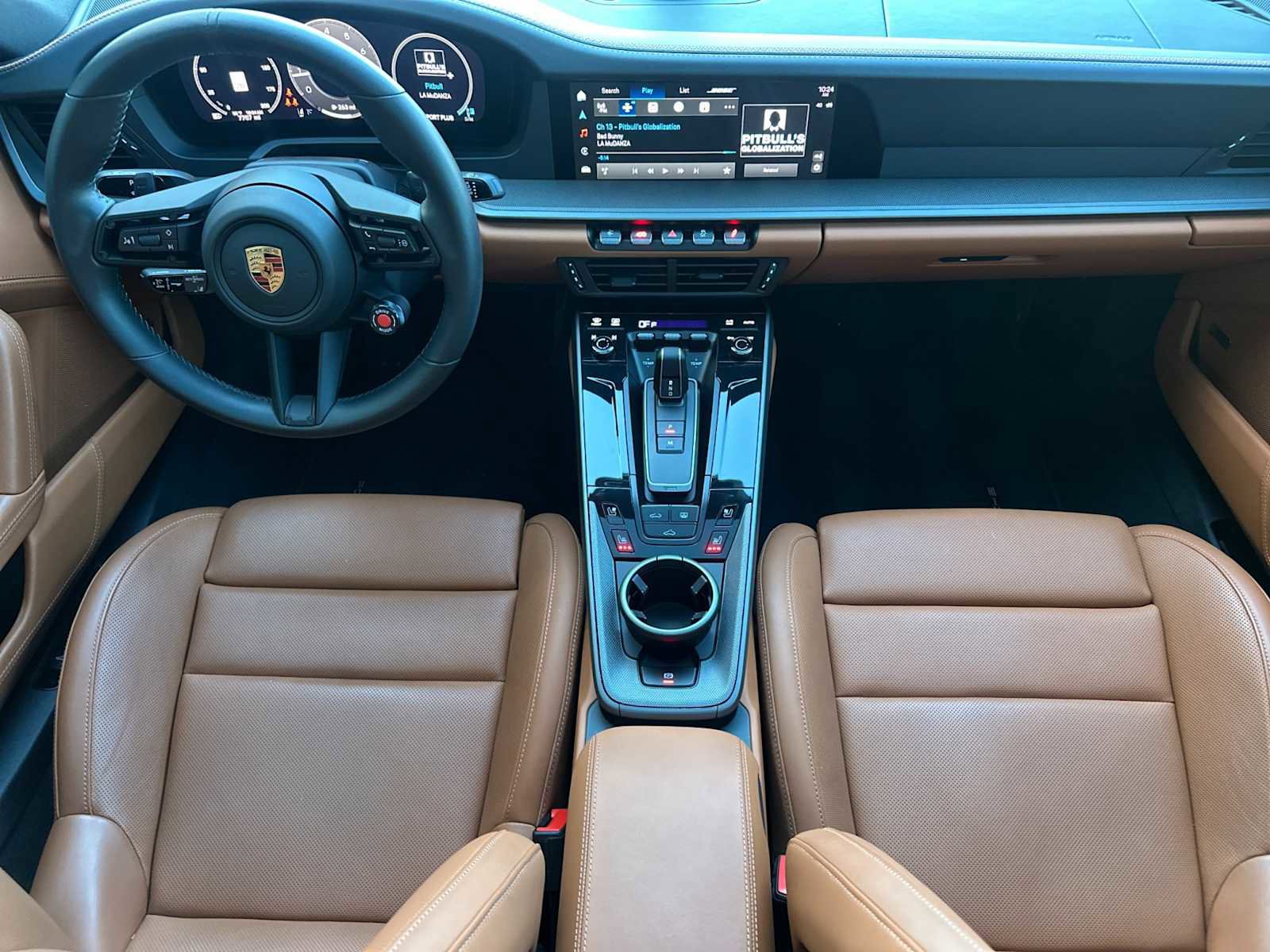 Certified 2025 Porsche 911 Carrera RWD image 6
