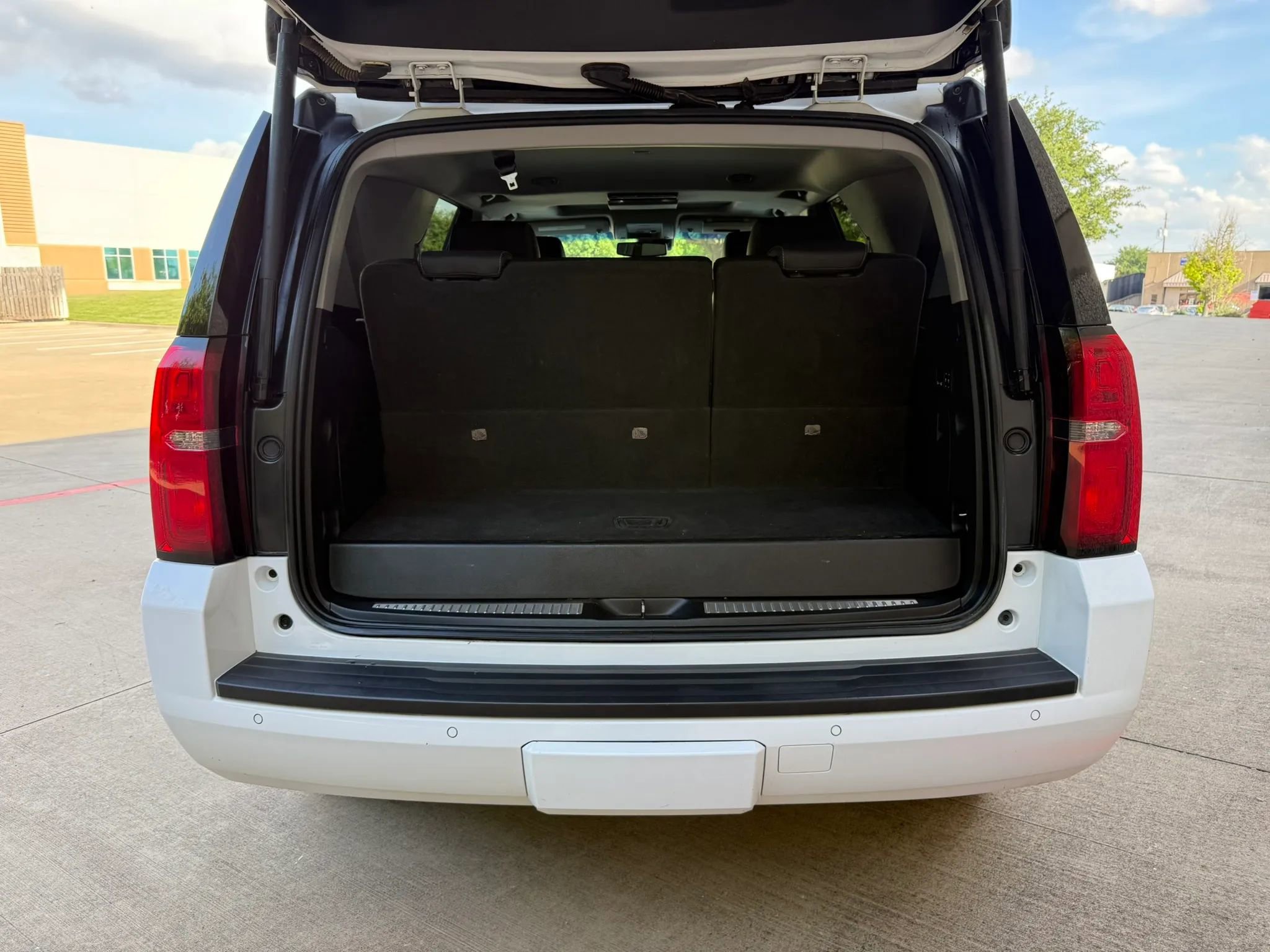 Used 2019 Chevrolet Tahoe Premier RWD image 5