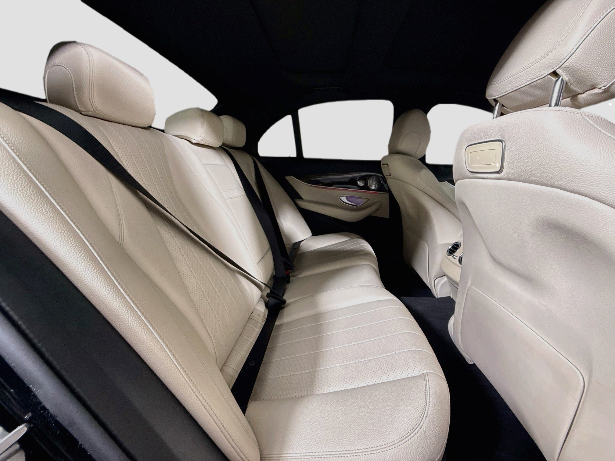 Used 2019 Mercedes-Benz E 300 w/ Premium 1 Package image 27
