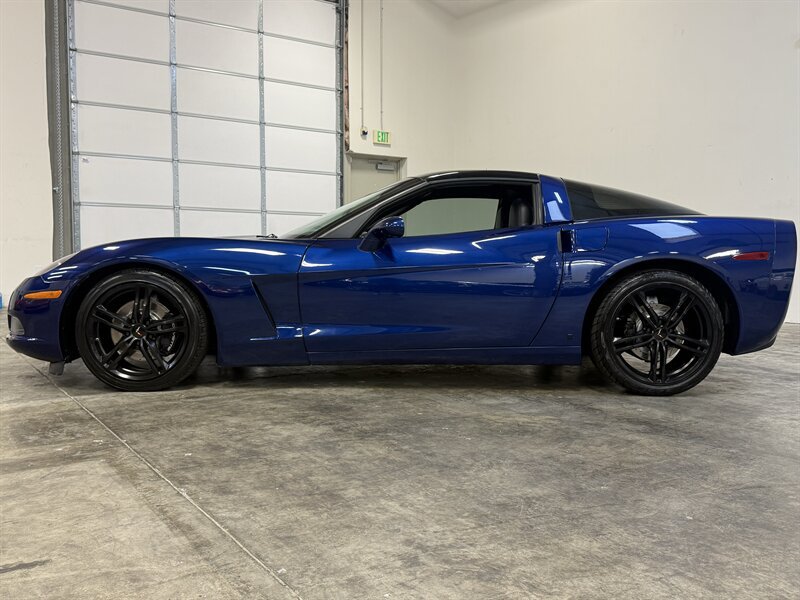 Used 2006 Chevrolet Corvette Coupe w/ Preferred Equipment Group RWD image 4