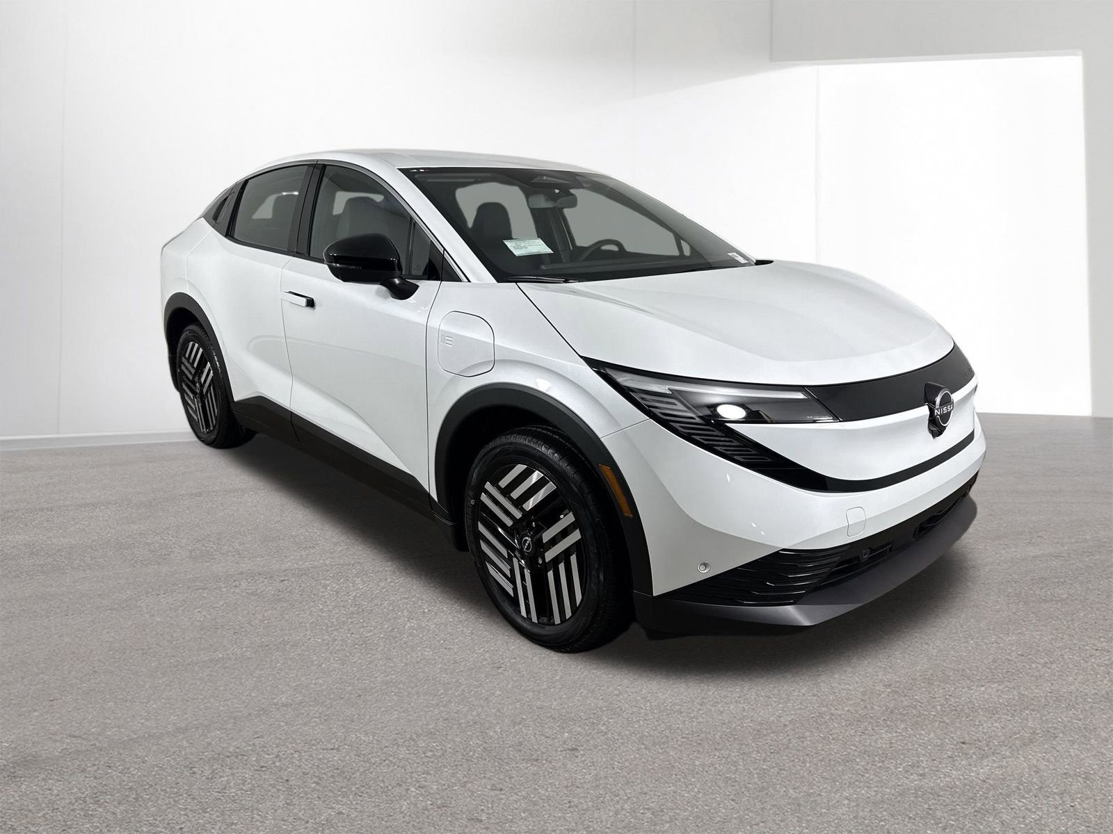 New 2026 Nissan Leaf SV+ w/ Floor Mat Package (SV+) image 3