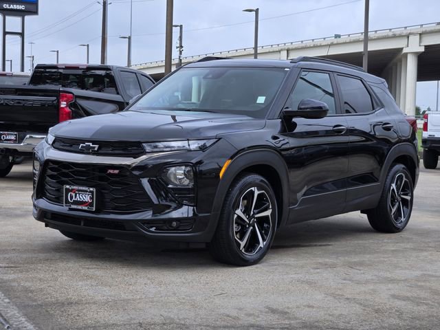 Used 2022 Chevrolet TrailBlazer RS w/ Sun and Liftgate Package FWD image 3