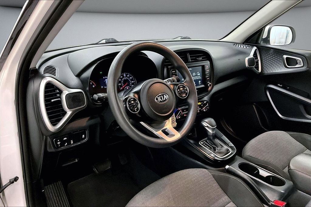 Used 2021 Kia Soul S FWD image 17