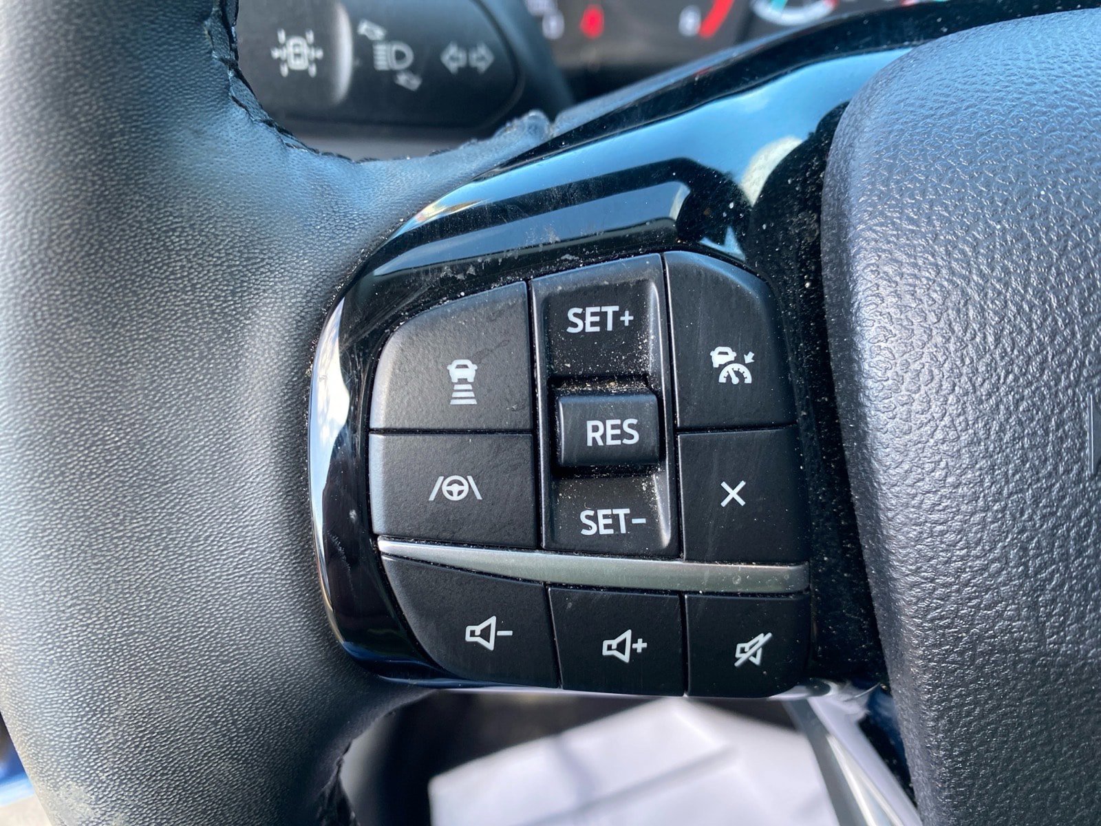 Used 2022 Ford Escape SEL AWD/4WD image 19