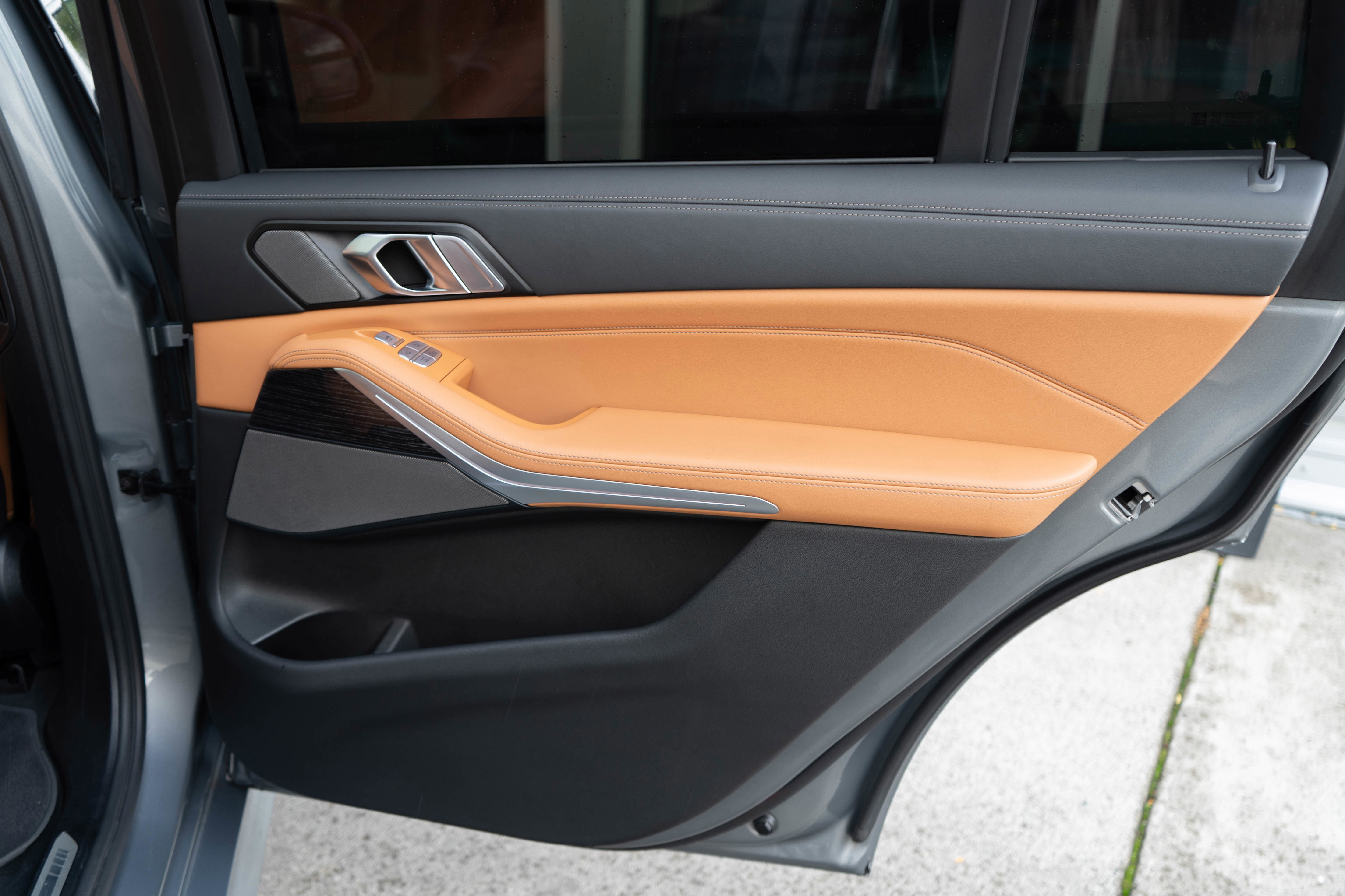 Used 2023 BMW X7 M60i image 53