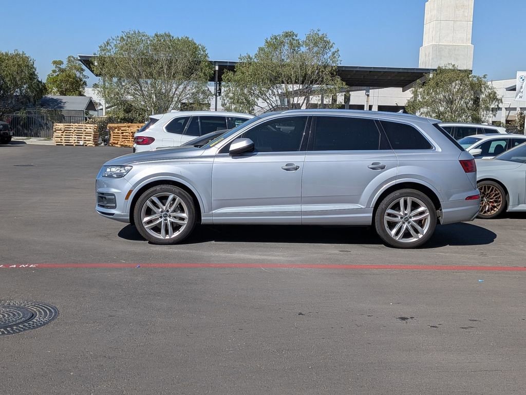 Used 2018 Audi Q7 3.0T Prestige image 4