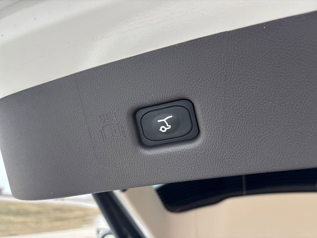 Used 2022 Lincoln Nautilus Reserve w/ Equipment Group 201A image 34