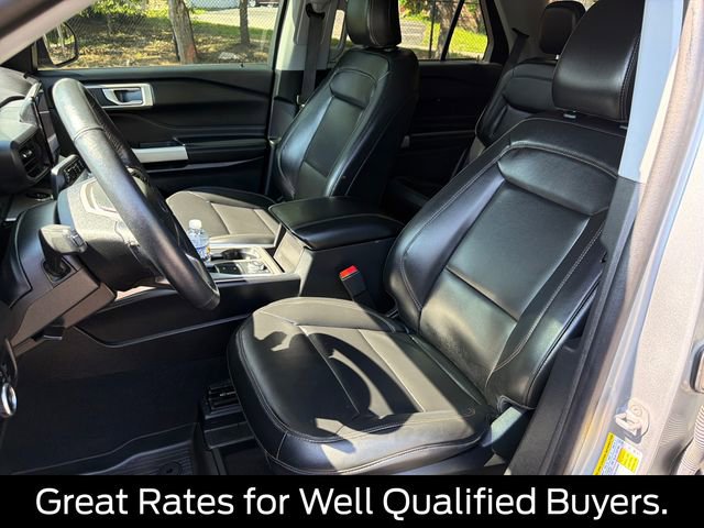 Used 2023 Ford Explorer XLT w/ Equipment Group 202A AWD/4WD image 14