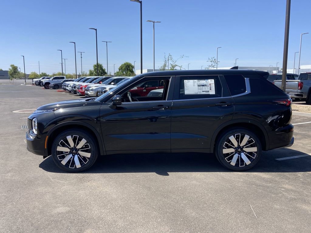 New 2026 Mitsubishi Outlander SE FWD image 4