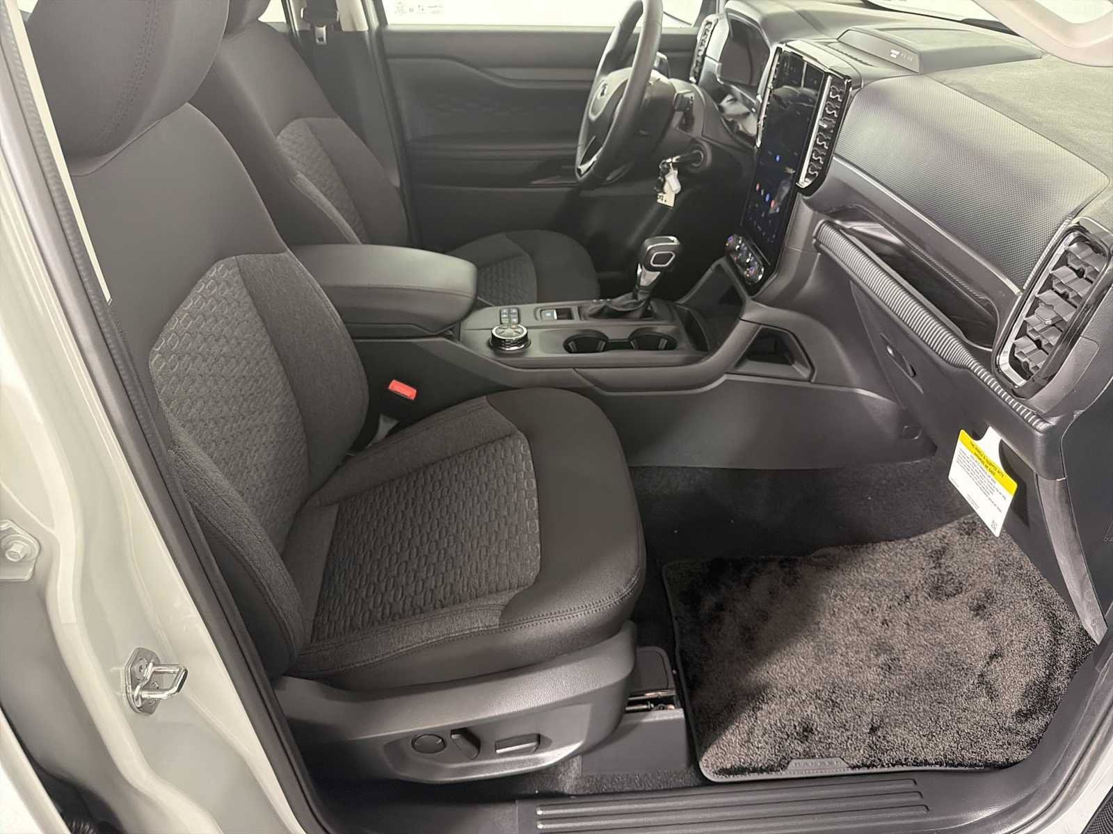 New 2026 Ford Ranger XLT w/ Equipment Group 301A High AWD/4WD image 12