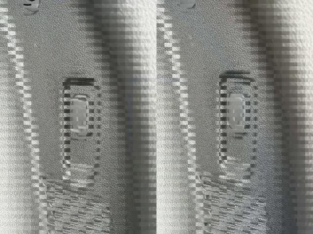 Used 2025 Chevrolet Blazer LT image 9