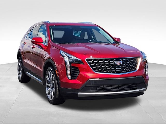 Used 2023 Cadillac XT4 Premium Luxury w/ Cold Weather Package AWD/4WD image 6