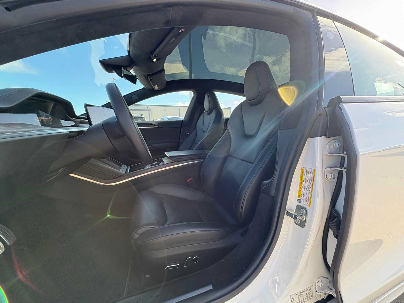 Used 2023 Tesla Model S Standard Range AWD/4WD image 16