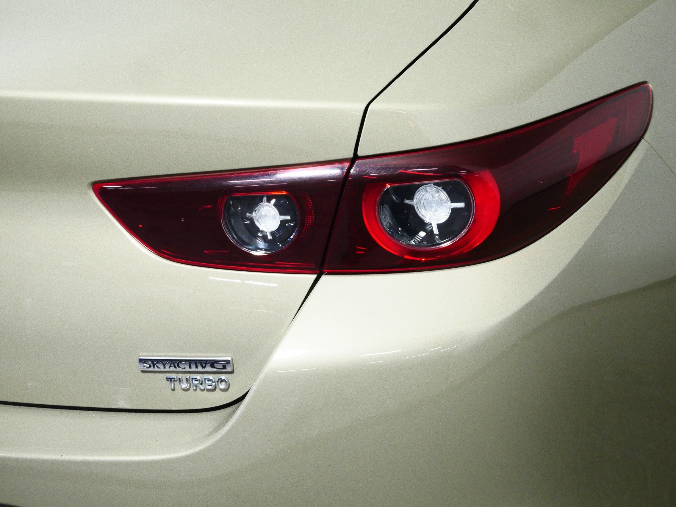 Used 2024 MAZDA MAZDA3 s AWD/4WD image 17