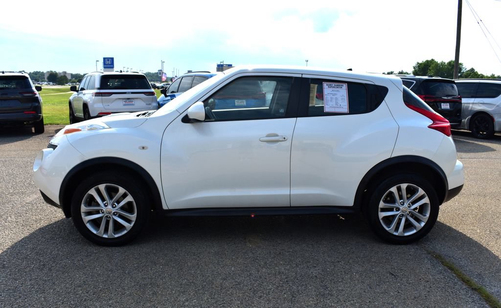 Used 2014 Nissan Juke S FWD image 5