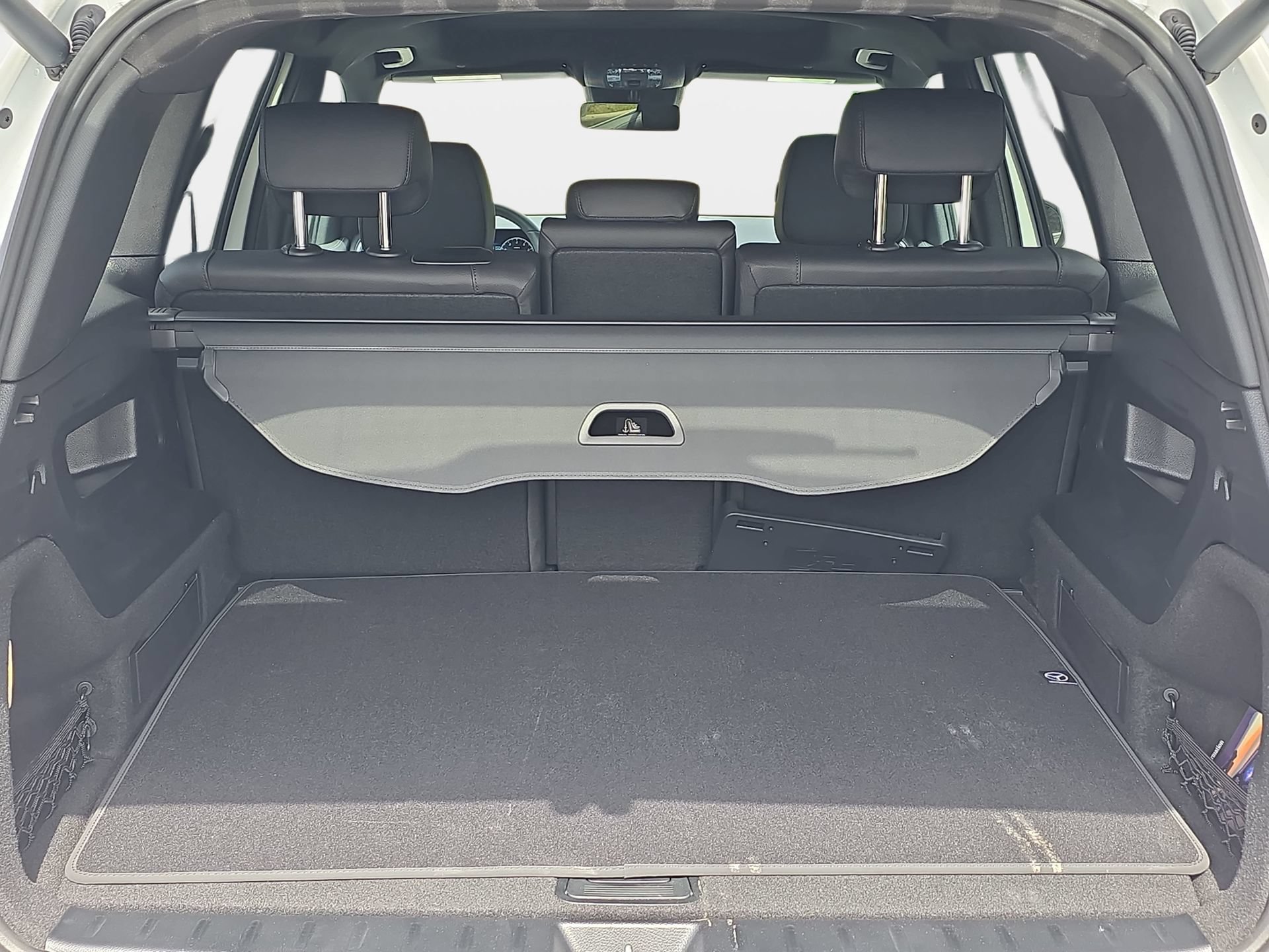Used 2025 Mercedes-Benz GLB 250 image 12