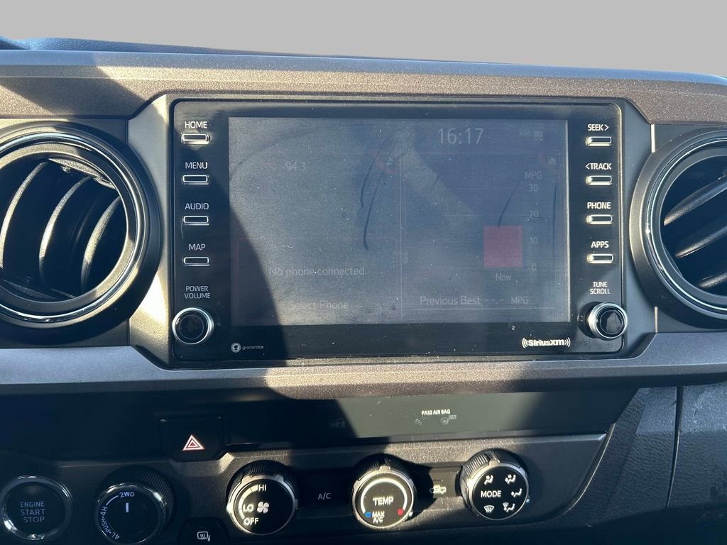 Used 2020 Toyota Tacoma TRD Off-Road image 28