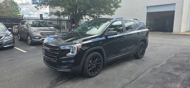 Used 2023 GMC Terrain SLE w/ Driver Convenience Package AWD/4WD image 10