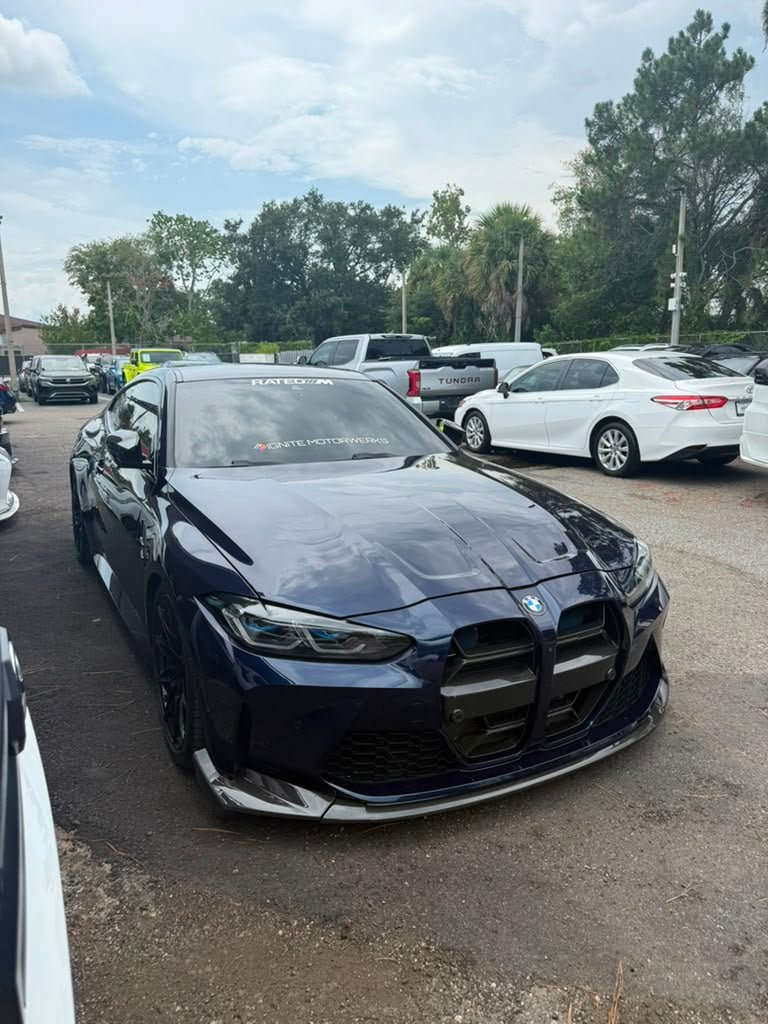 Used 2021 BMW M4 Competition w/ Executive Package RWD image 9