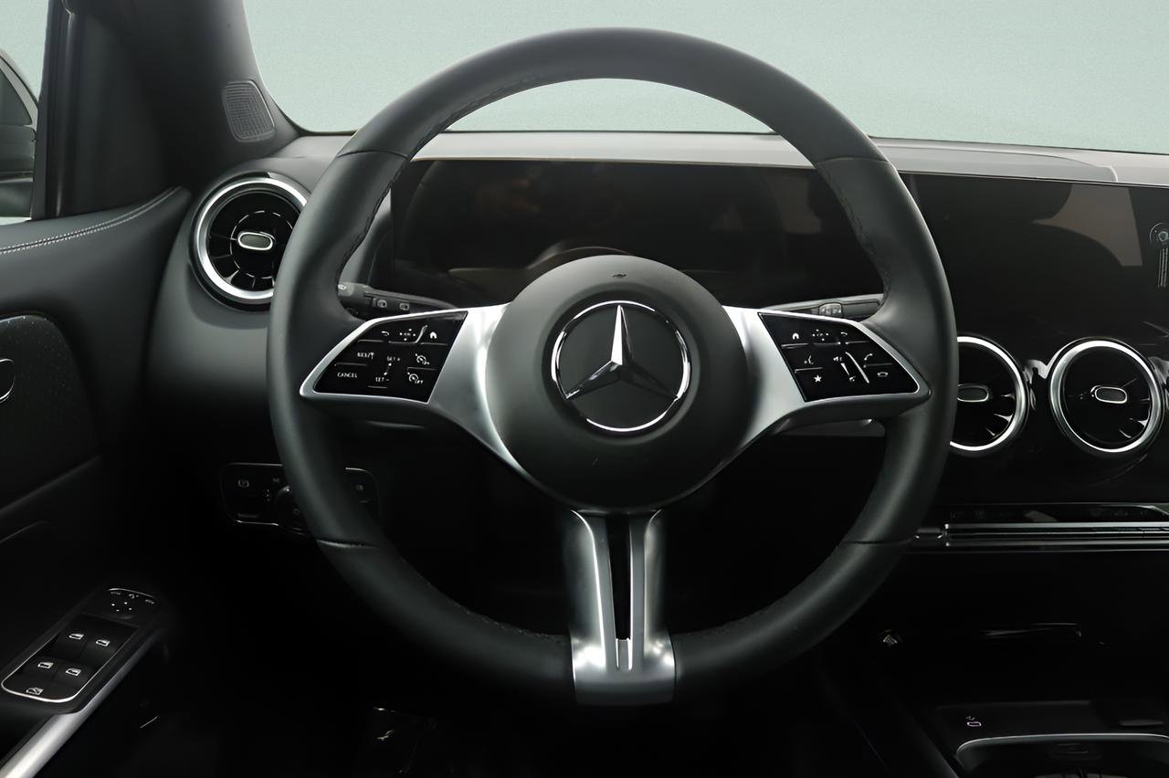 Certified 2026 Mercedes-Benz GLB 250 image 8