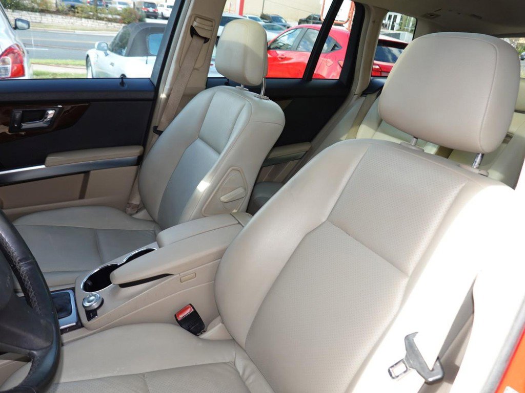 Used 2010 Mercedes-Benz GLK 350 2WD image 13