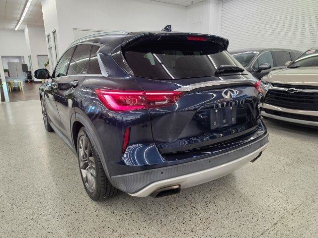 Used 2019 INFINITI QX50 Essential w/ Sensory Package AWD/4WD image 7
