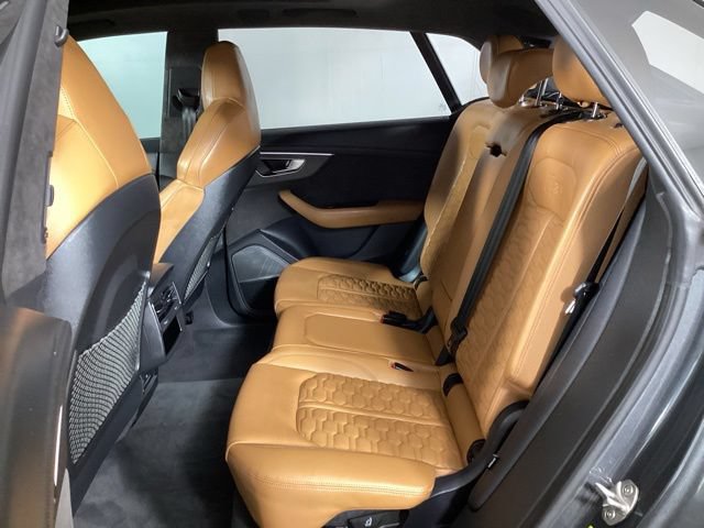 Used 2022 Audi RS Q8 AWD/4WD image 24