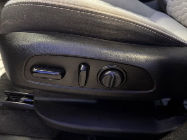 Used 2020 Chevrolet Equinox LS w/ LS Convenience Package image 20