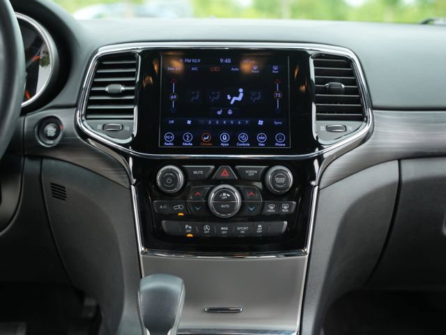 Used 2019 Jeep Grand Cherokee Altitude RWD image 30