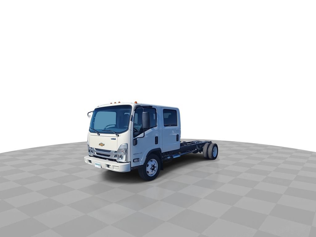New 2025 Chevrolet Low Cab Forward RWD image 4