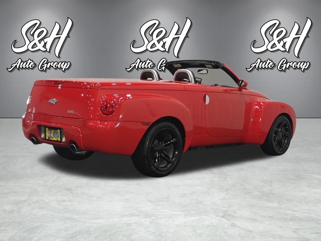 Used 2003 Chevrolet SSR w/ Preferred Equipment Group RWD image 18