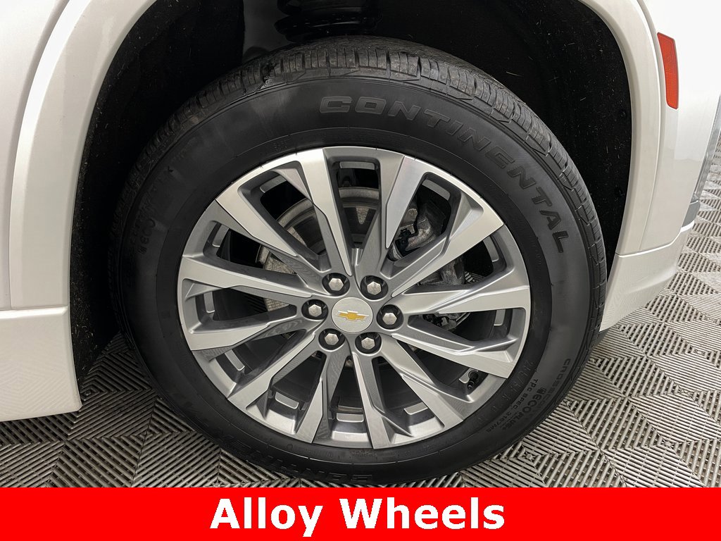 Certified 2023 Chevrolet Traverse Premier w/ LPO, Floor Liner Package image 54