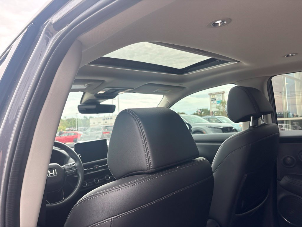 Certified 2024 Honda HR-V EX-L image 39