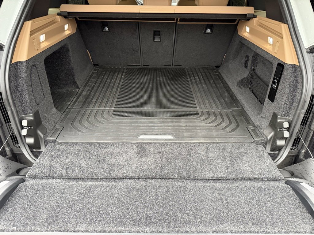 Certified 2023 Land Rover Range Rover SE image 35