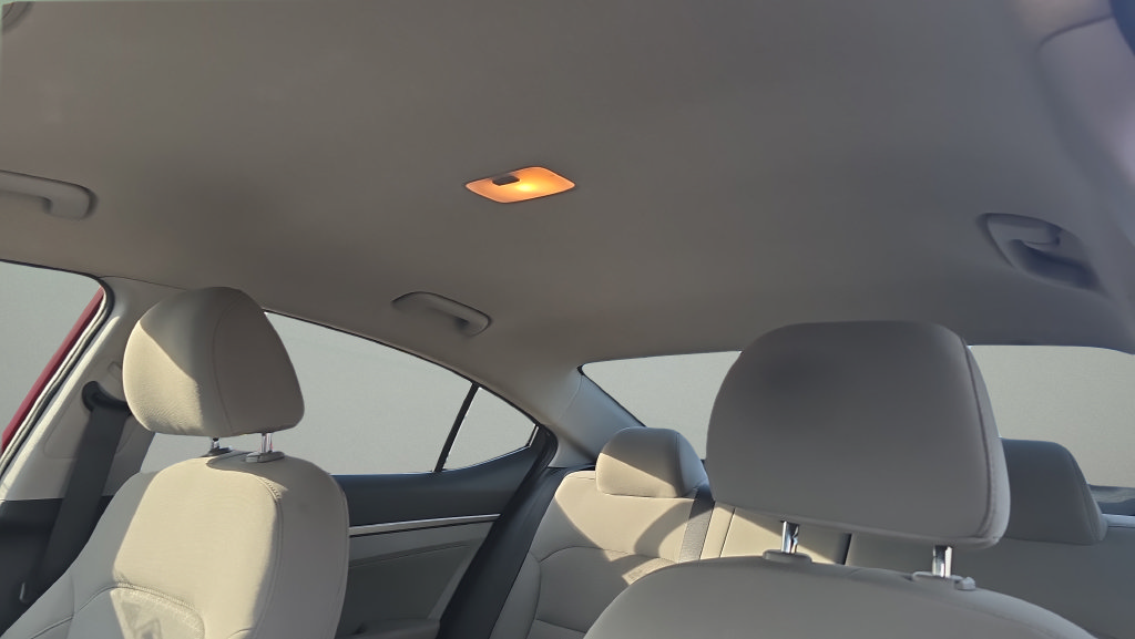 Used 2018 Hyundai Elantra SEL FWD image 26
