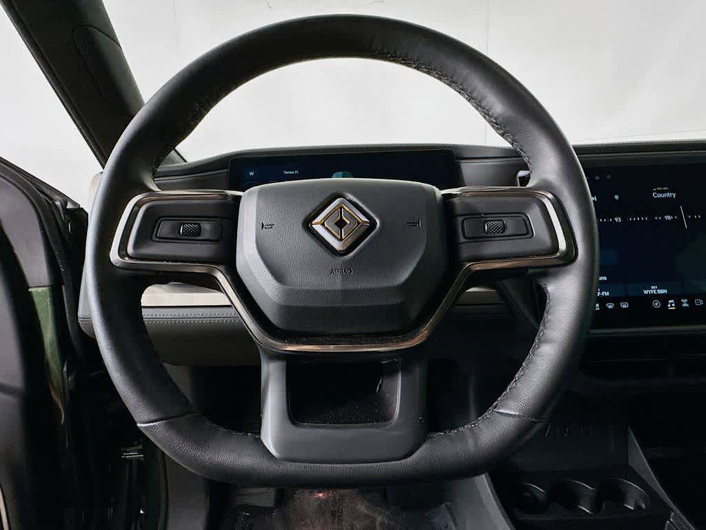 Used 2025 Rivian R1S Adventure image 15