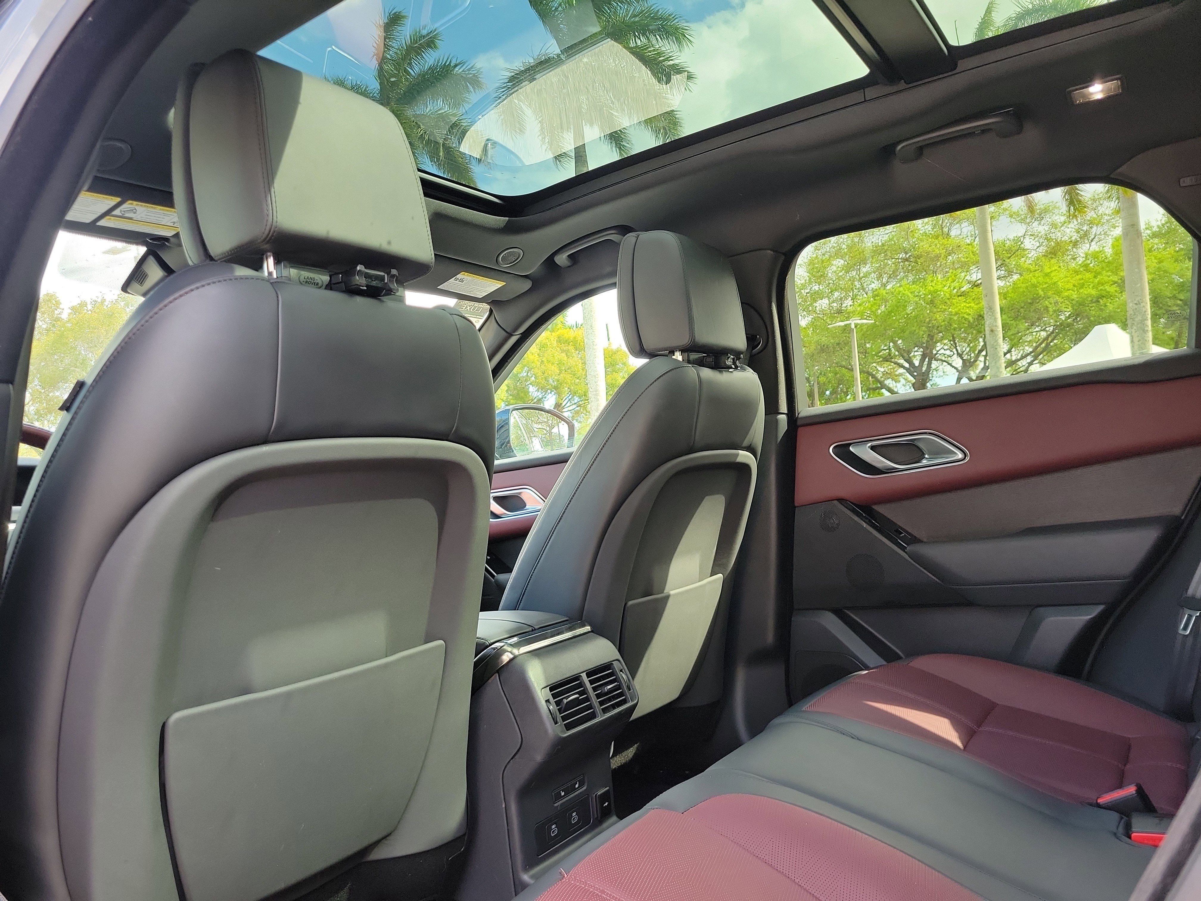 Used 2024 Land Rover Range Rover Velar Dynamic HSE image 13