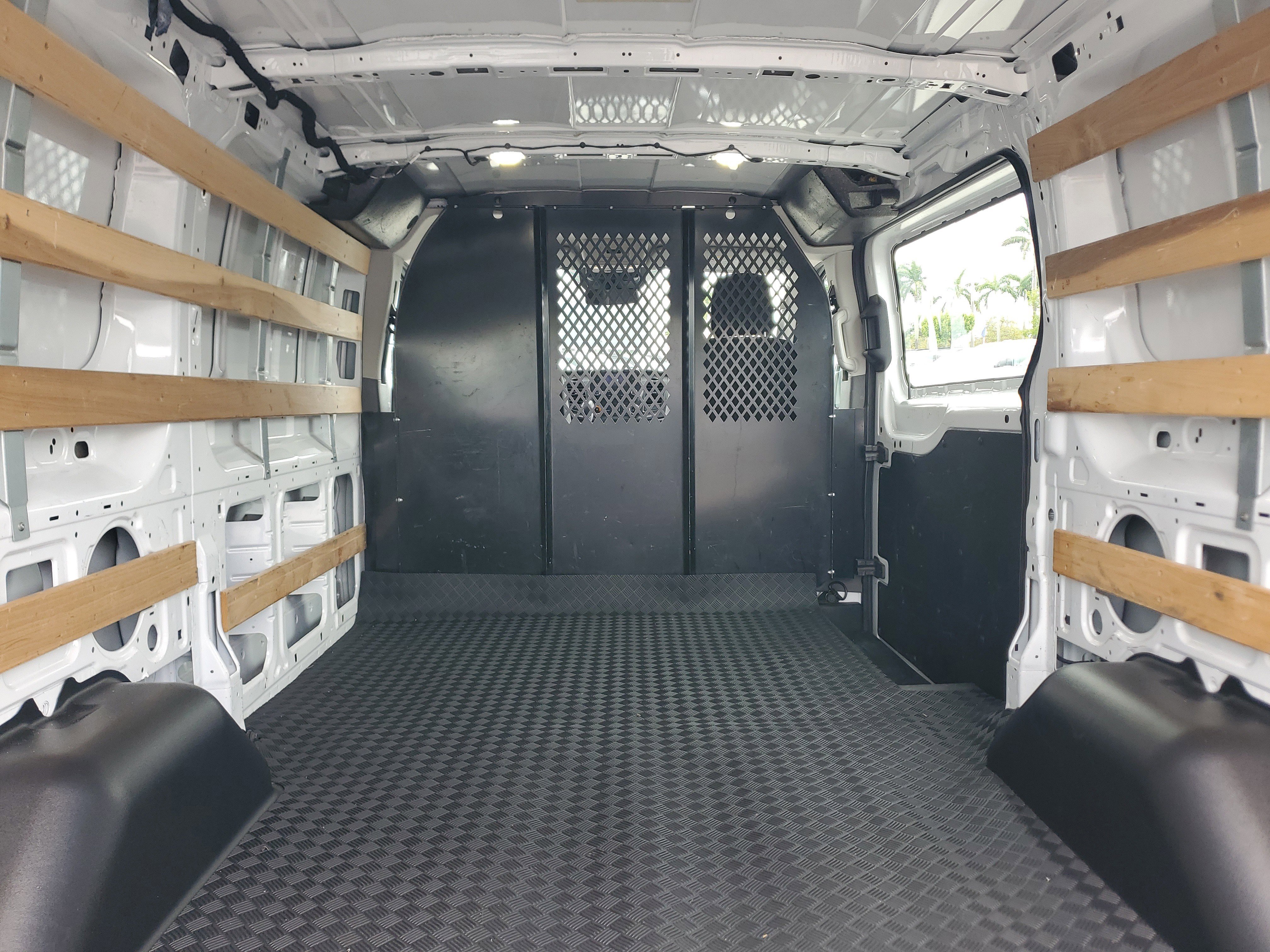 Used 2024 Ford Transit 250 Low Roof w/ Exterior Upgrade Package RWD image 14