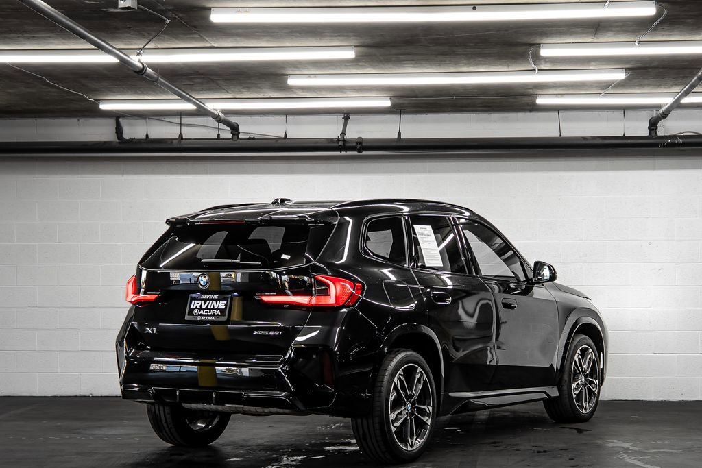 Used 2023 BMW X1 xDrive28i w/ M Sport Package image 5