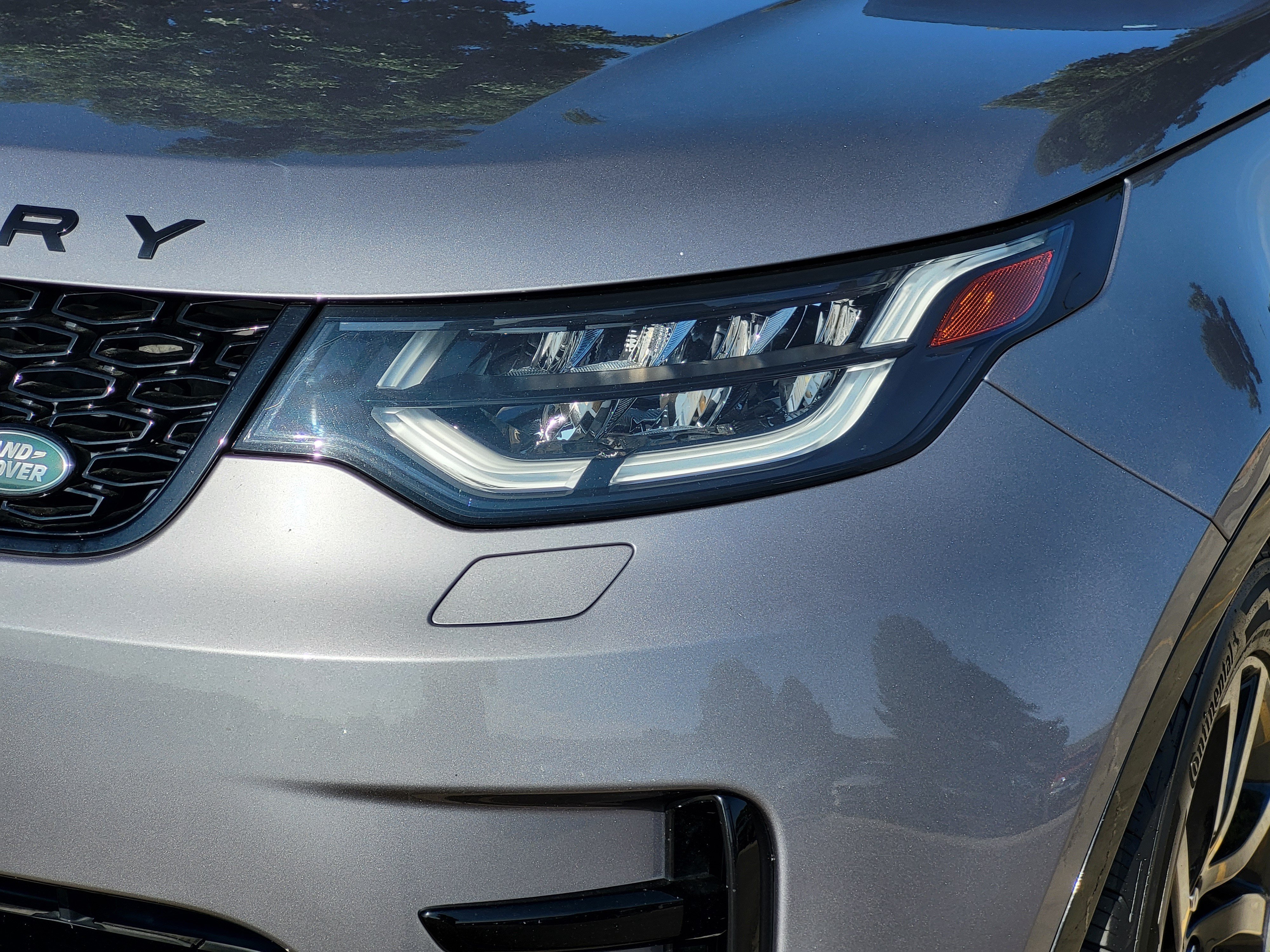 Used 2020 Land Rover Discovery Landmark AWD/4WD image 5