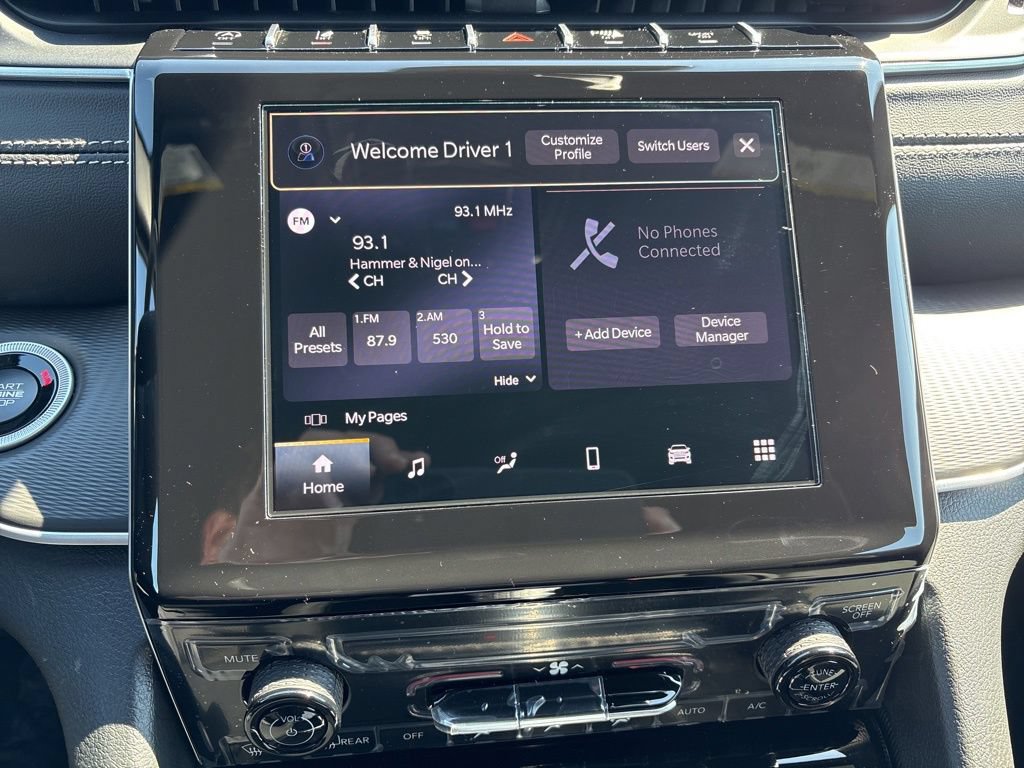 New 2026 Jeep Grand Cherokee Laredo AWD/4WD image 17