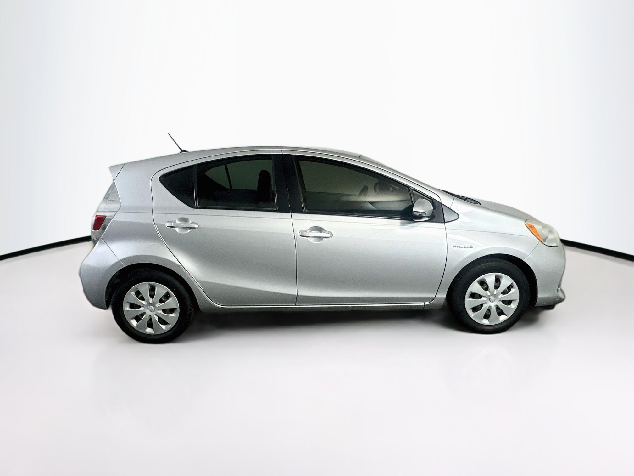 Used 2013 Toyota Prius C One FWD image 10