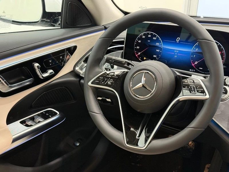 New 2026 Mercedes-Benz E 450 4MATIC Sedan image 8