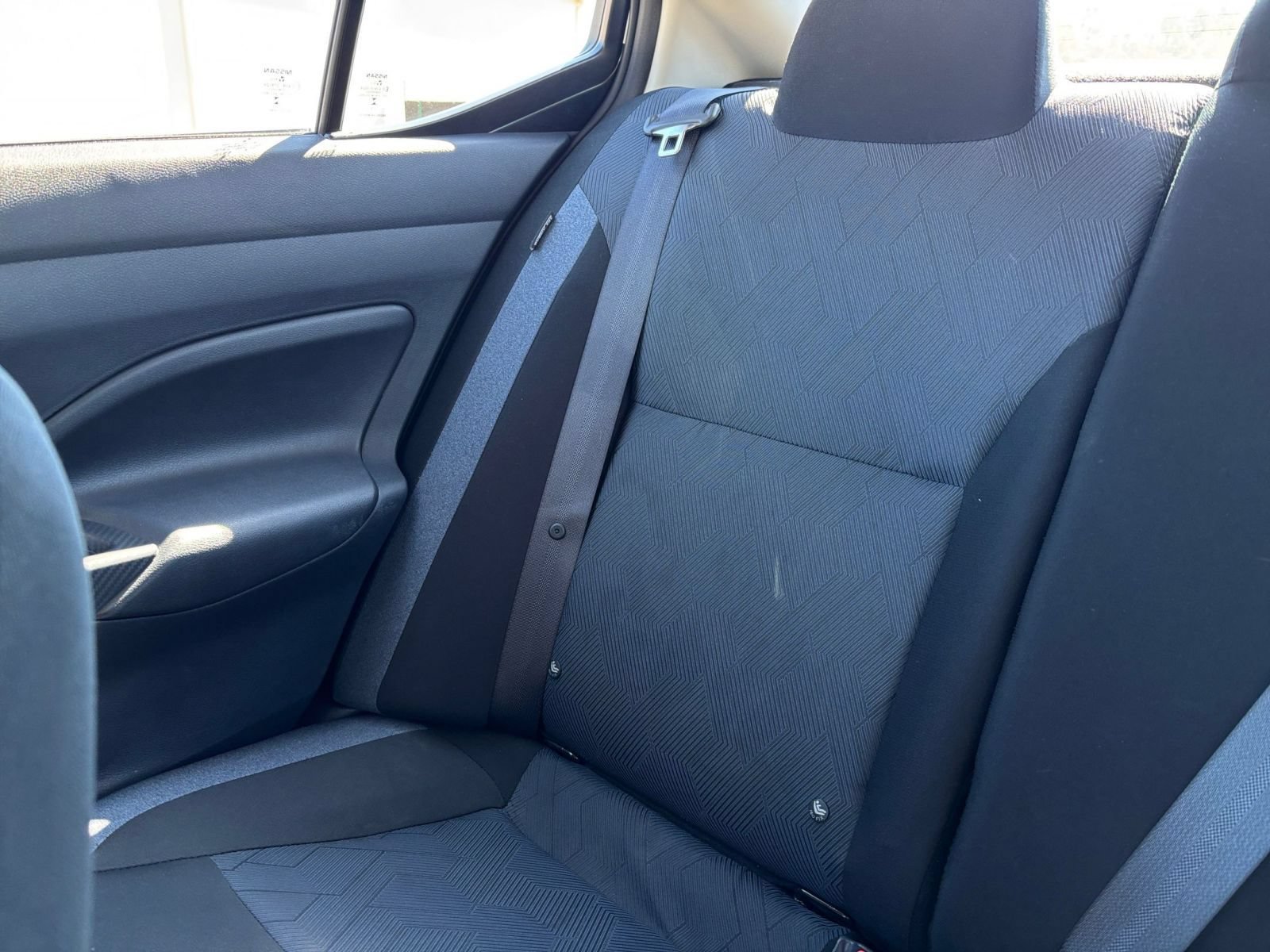 Used 2025 Nissan Versa SV FWD image 37