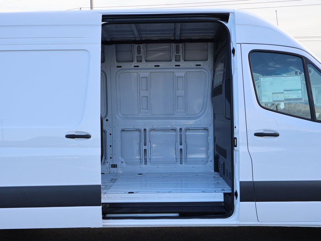 New 2026 Mercedes-Benz Sprinter 2500 image 15