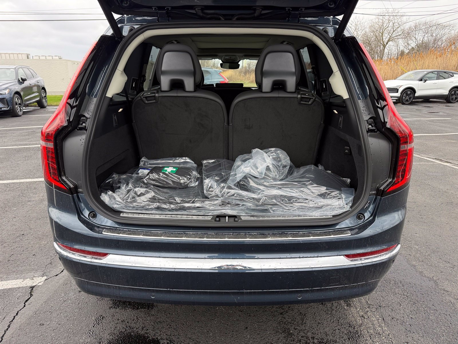 New 2027 Volvo XC90 T8 Bright AWD/4WD image 43