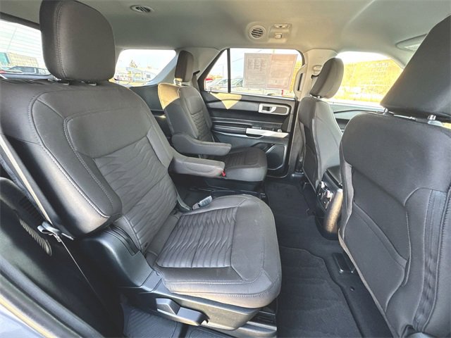 Used 2021 Ford Explorer XLT image 25